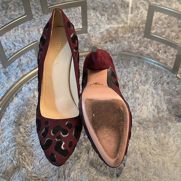 Prada high heels. - Picture 4 of 5